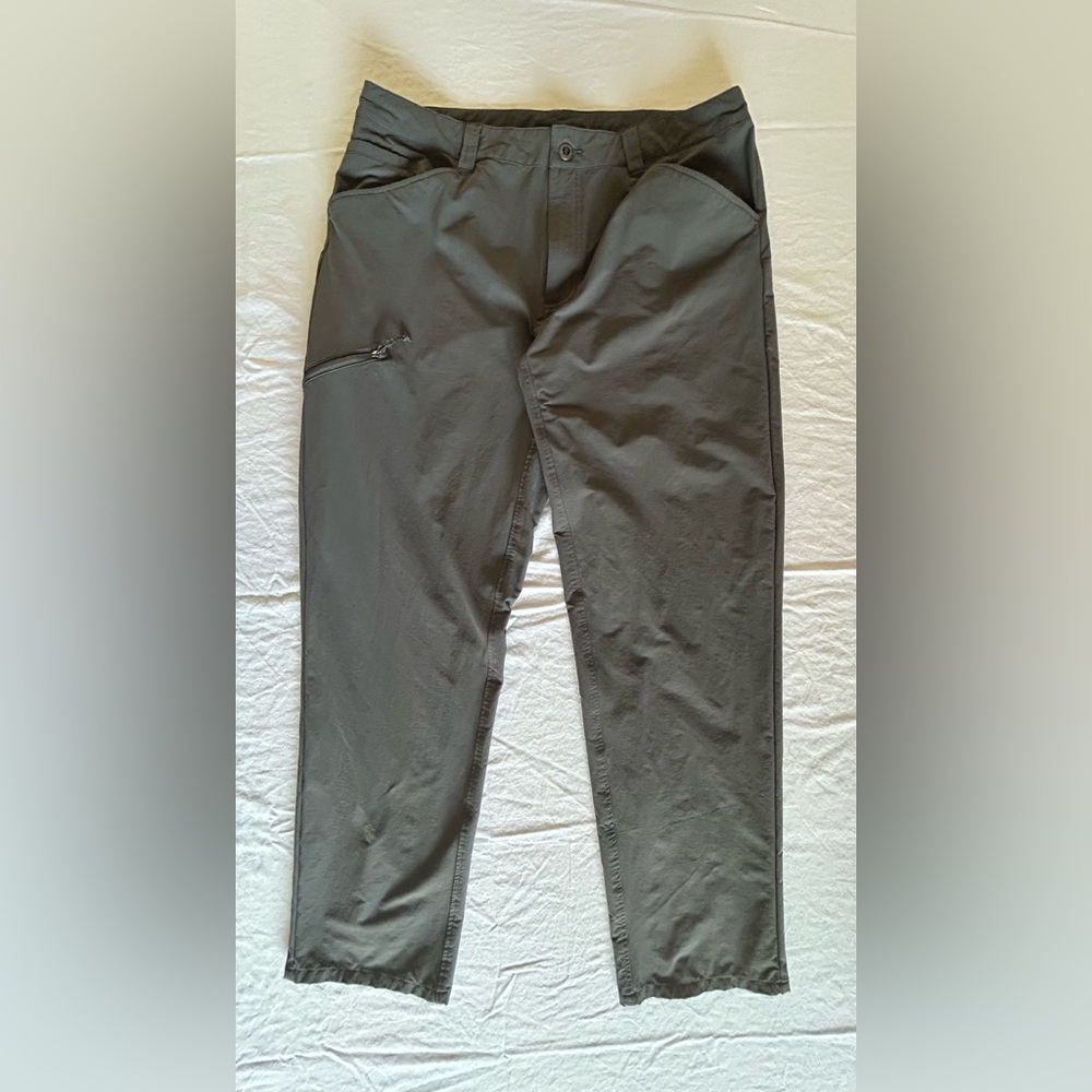 Patagonia Men’s Gray Outdoor Hiking Pants Size 38
